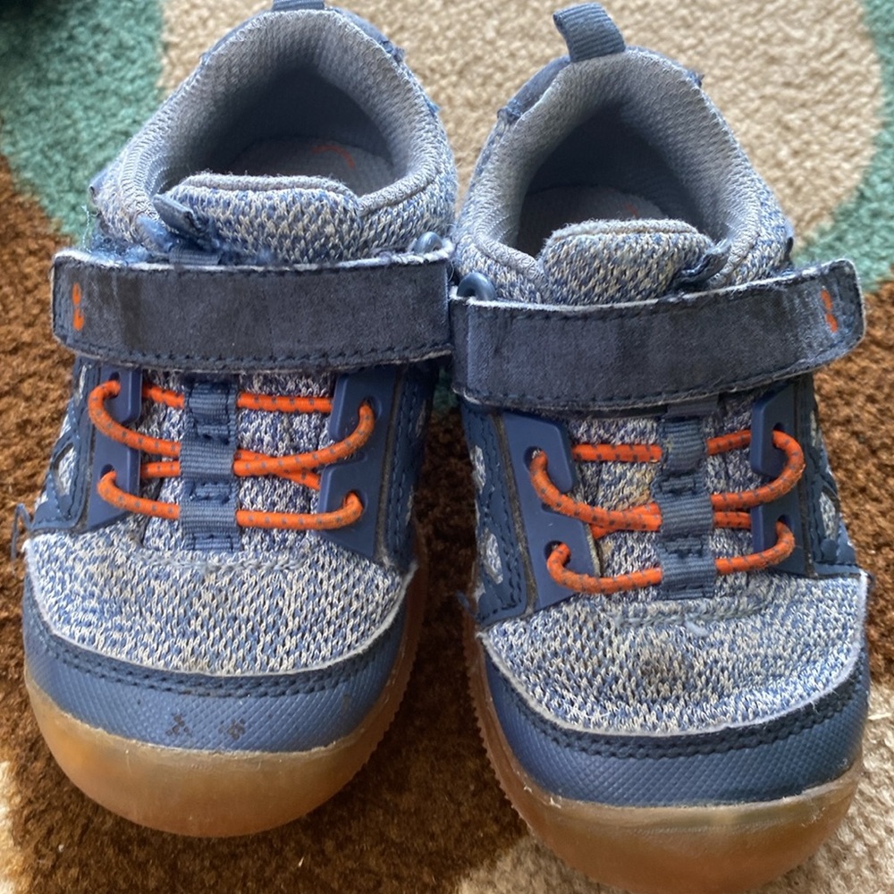 Toddler boys Shoes set of 4 size 6 - Picture 7 of 12